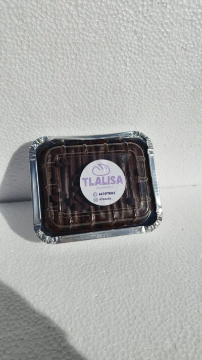 WhatsApp Image 2025-11-13 at 9.41.27 AM Pastel de Chocolate